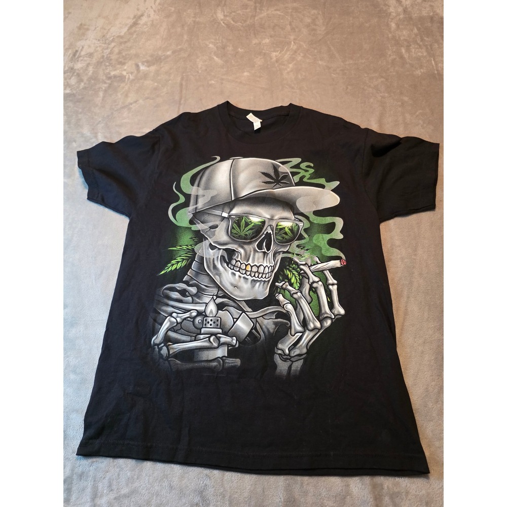 American Apparel T-Shirt Mens Large Black Skeleton Smoking Graphic